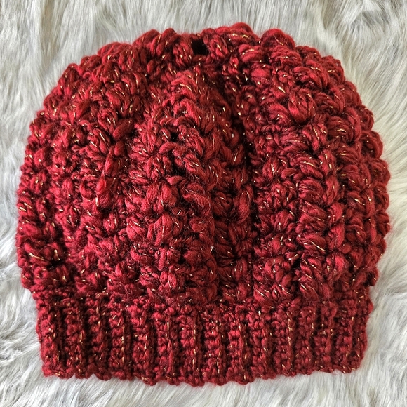 Burgandy Gold Thread Crochet Slouch Beanie & Pink Ultra Suede Gloves - Picture 11 of 11